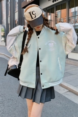 学院风高级感短款棒球服外套女春秋2025新款超火好看小众夹克上衣，女装短外套，2C088