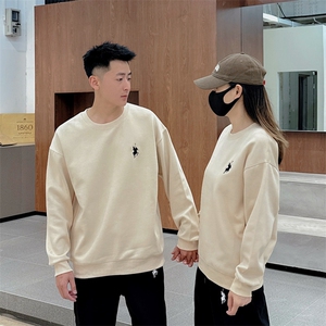 时尚潮流男士宽松休闲长袖套头卫衣 舒适百搭 适合秋季穿着男装图片