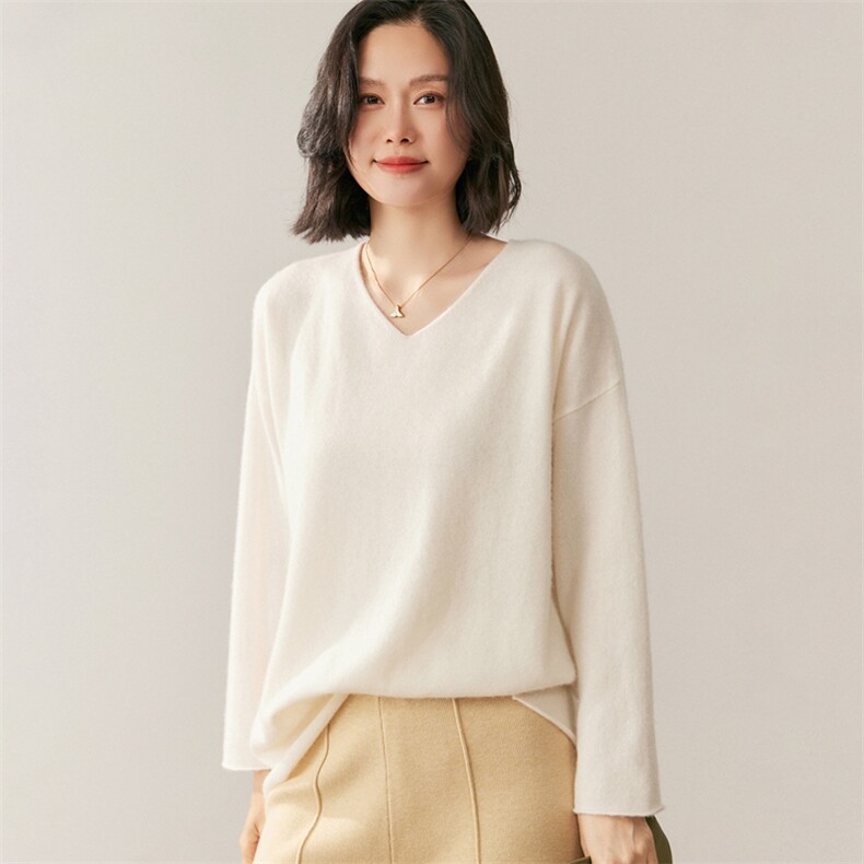 秋季新款卷边v领纯色针织衫时尚休闲百搭，女装针织衫/毛衣，鸥蕊娅羊绒