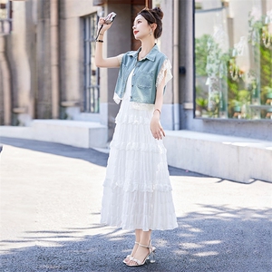 苏杭牛仔连衣裙两件套女2025夏季新款设计感小香风蕾丝吊带蛋糕裙图片