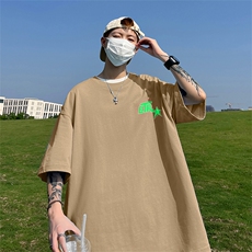 卡其色