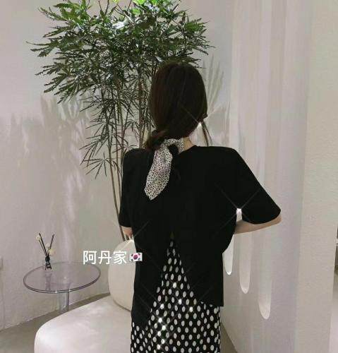 压皱波点连衣裙套装,女装连衣裙,欧妮卡蒂蔓