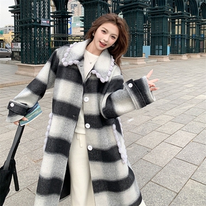 娃娃领格子毛呢外套女冬季2025新款中长款韩系流行绝美加厚呢大衣，女装毛呢外套，浙宝276（原081）