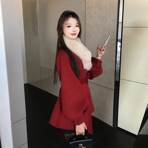 现货新款圣诞款2176-P350-K520双面羊绒大衣配围脖图片