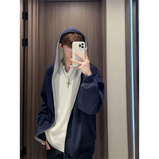 藏青色