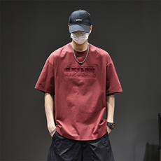 酒红色