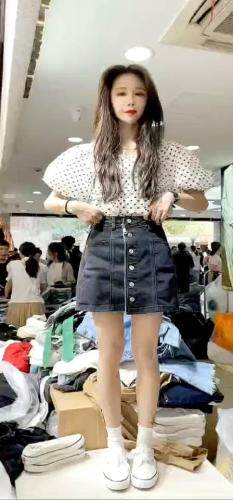 灯笼袖上衣，女装，浪漫E点