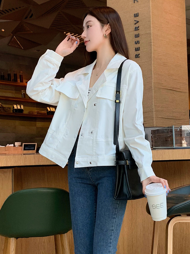 新款秋装外套女常规翻领百搭插肩袖单件长袖直筒短款上衣,女装短外套,梦懿尔