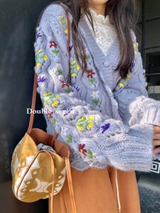 小花手工毛衣图片