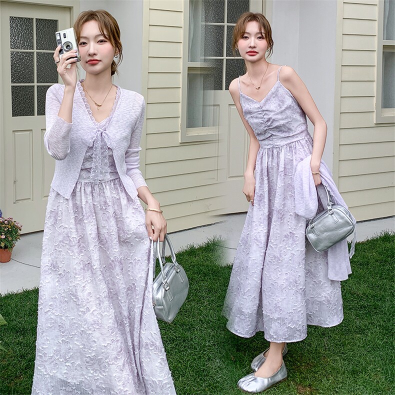 高级感甜美雪纺碎花长裙2025新款法式粉色吊带连衣裙女夏，女装连衣裙，纯色衣恋