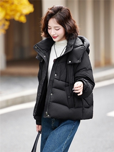 安可拉红休闲连帽短款羽绒服女2025冬季新款保暖面包服小个子外套图片