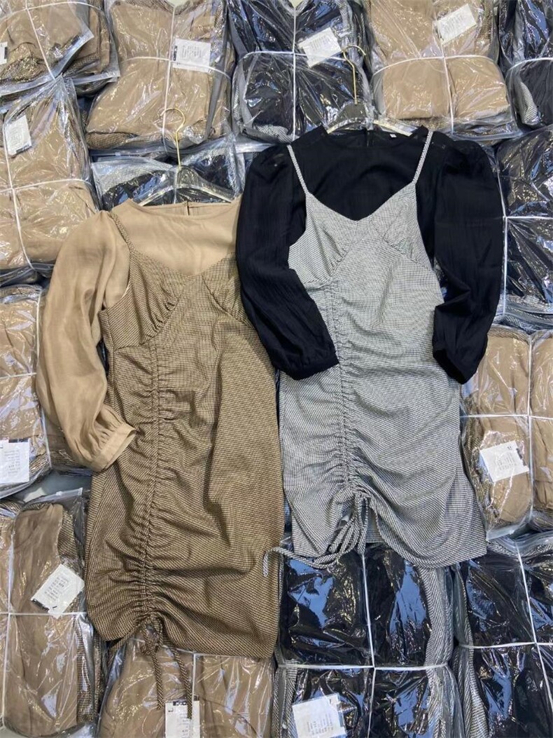 二件套连衣裙，女装连衣裙，时尚秀衣阁