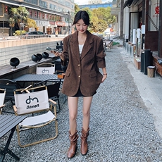 现货高级感休闲宽松咖色灯芯绒西装外套2952P155K228，女装西装，2C029