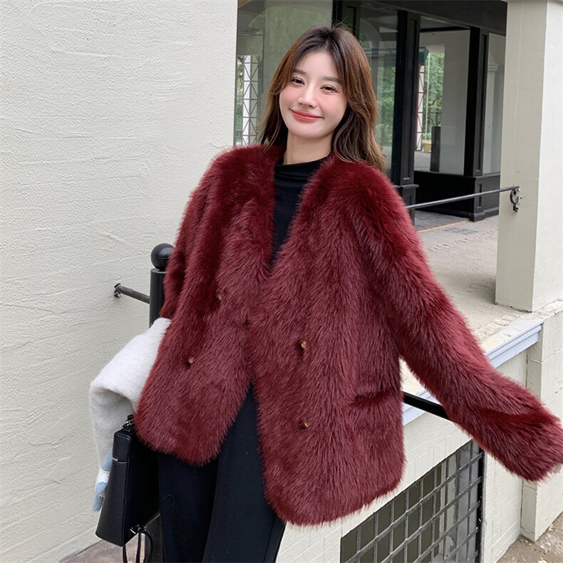 新款【已出货】经典红皮毛一体外套2C110-H7762-P215-K318,女装皮草,2C110