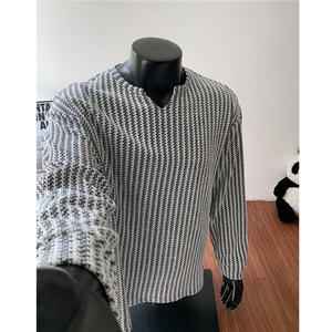 假模图 雪尼尔小香风鱼骨纹V领长袖T恤卫衣外套男 H1135特P21图片