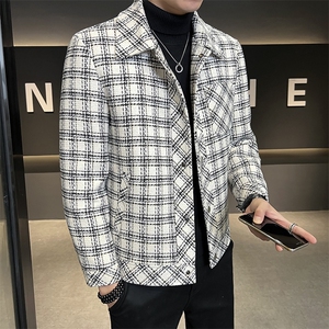2023冬季新款羽绒服男新标小香风羽绒服男。抖音可以直播产品图片