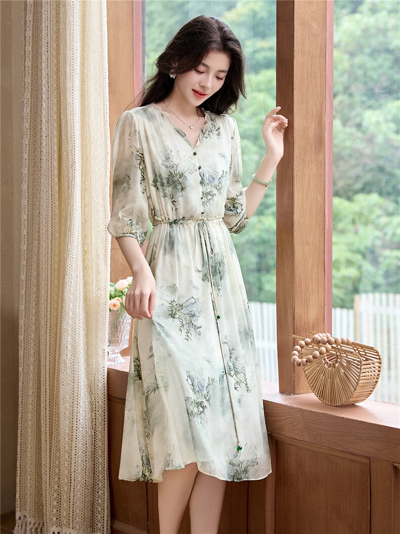 真丝连衣裙夏新款高级感小清新减龄收腰显瘦印花v领桑蚕丝中长裙,女装连衣裙,阿舍尔精品