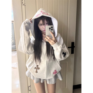1506A/GK32000/P66美式潮牌十字刺绣连帽卫衣女秋冬图片