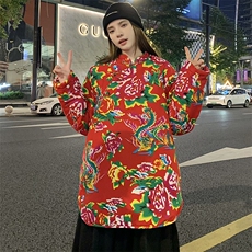 女款红色
