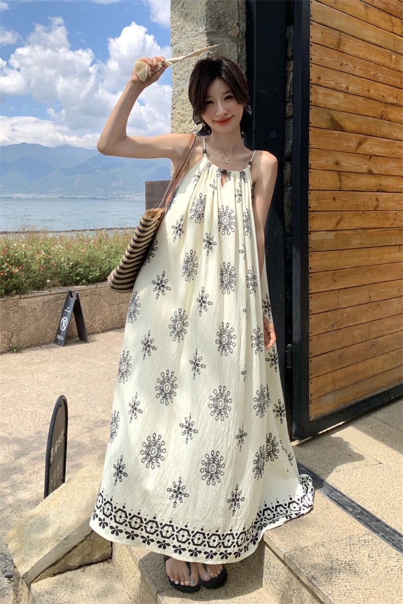 浪漫甜美印花吊带连衣裙女2025夏季新款小众设计感无袖裙子A字裙,女装连衣裙,2D045