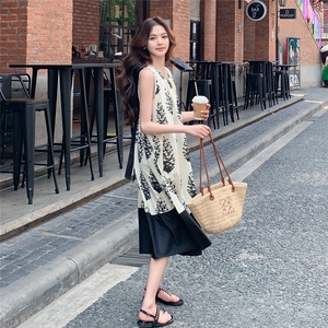 设计感拼色印花无袖背心连衣裙女夏2025新款独特漂亮长裙时尚减龄图片