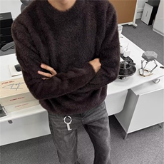 黑色