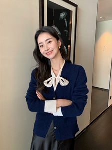 V领山羊绒针织开衫女修身毛衣秋冬短款长袖上衣外套女图片