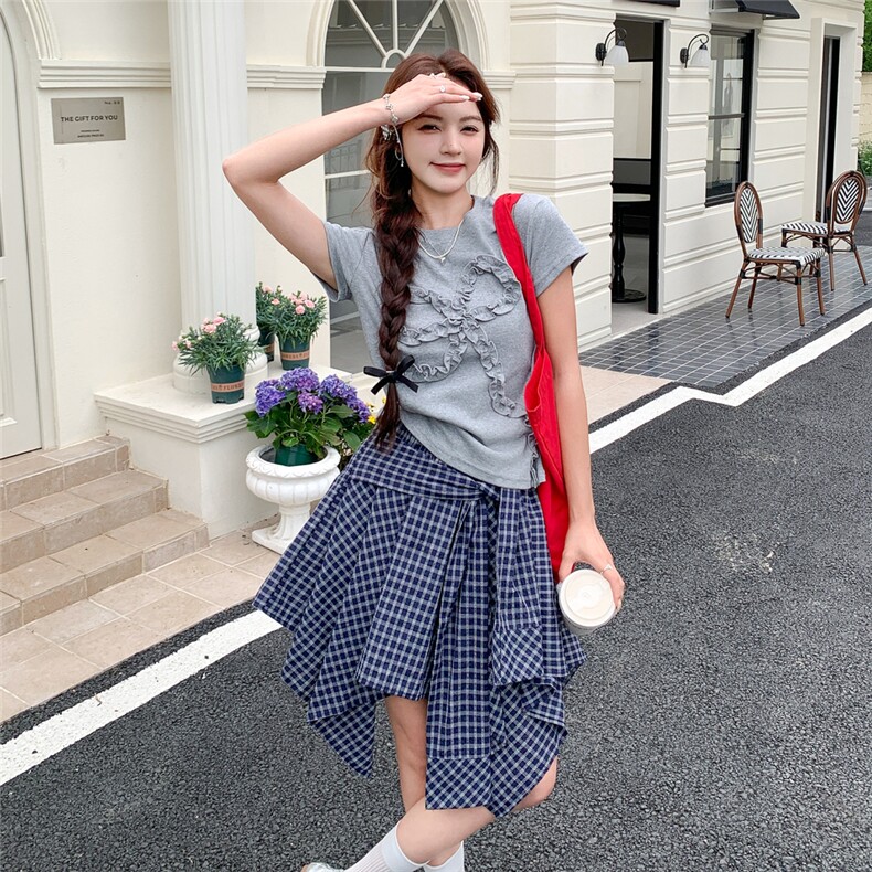 俏皮减龄休闲短袖T恤套装裙女夏新款显瘦学院风格子半身裙两件套,女装半身裙,2D014