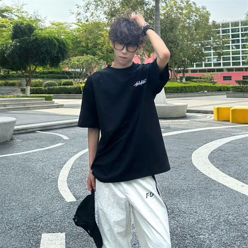 万针全刺绣工艺抖音得物高品质260克重磅纯棉双纱美式高街短袖T恤图片