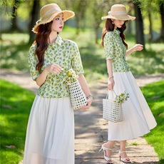 高级感时尚套装裙女春夏短袖绿花衬衫减龄半身裙两件套，女装套装/套裙，水衣源