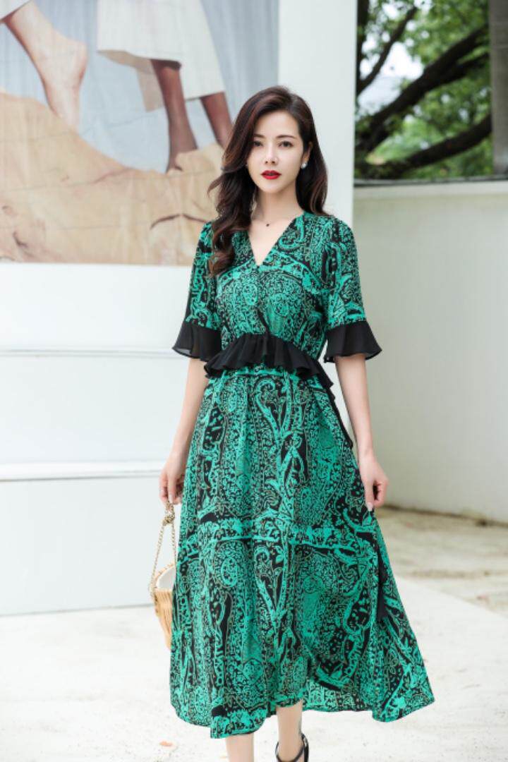 碎花气质连衣裙，女装连衣裙，蓝芝衣秀