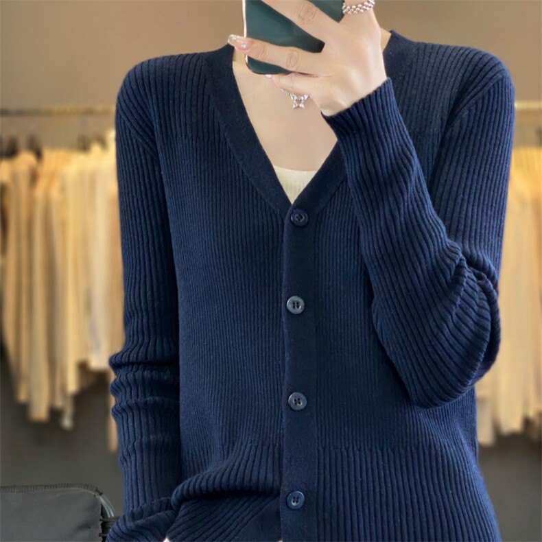 2024春季新款V领羊毛针织开衫女宽松休闲百搭气质毛衣短款外套潮,针织衫/毛衣,雪真羊绒