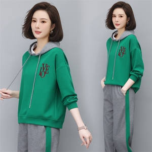 时尚休闲宽松连帽刺绣卫衣套装女秋冬季新款韩版百搭显瘦长袖上衣裤子两件套图片
