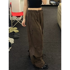 深棕色