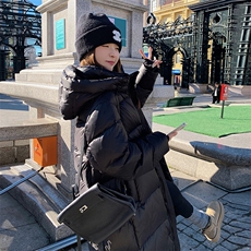 现货高品质黑金长款白鹅绒服2025新款2C213-8216-P405-K538，女装羽绒服，2C213