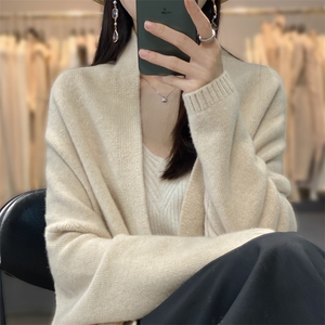 秋冬羊绒披肩女新款针织开衫羊毛外套宽松外搭慵懒上衣篇幅袖毛衣图片