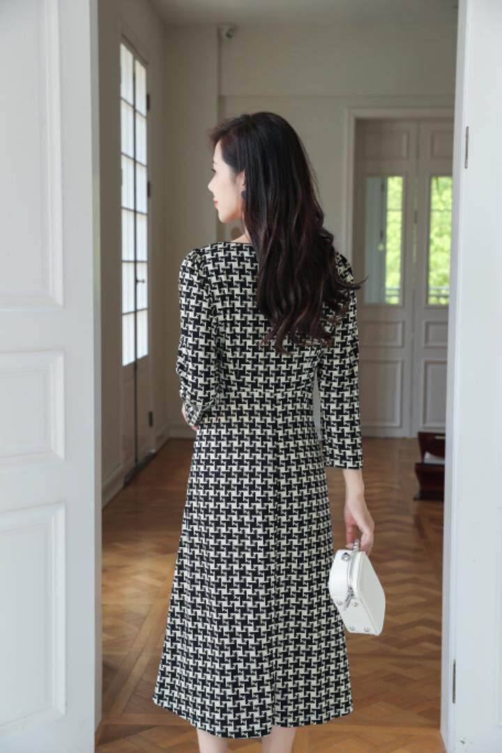 现货供应：罗马针织提花连衣裙，女装连衣裙，拉思维加丝