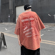 红色