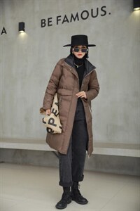 【现货】冬季新款拼色设计中长款羽绒服,女装羽绒服,得瑟空间