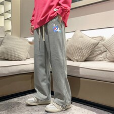 灰色