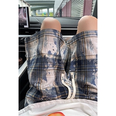 蓝色