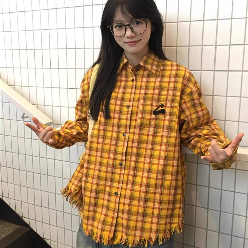 复古多巴胺格子衬衫女春秋宽松慵懒风独特超好看流苏衬衣外套图片