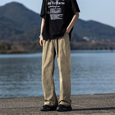 卡其色