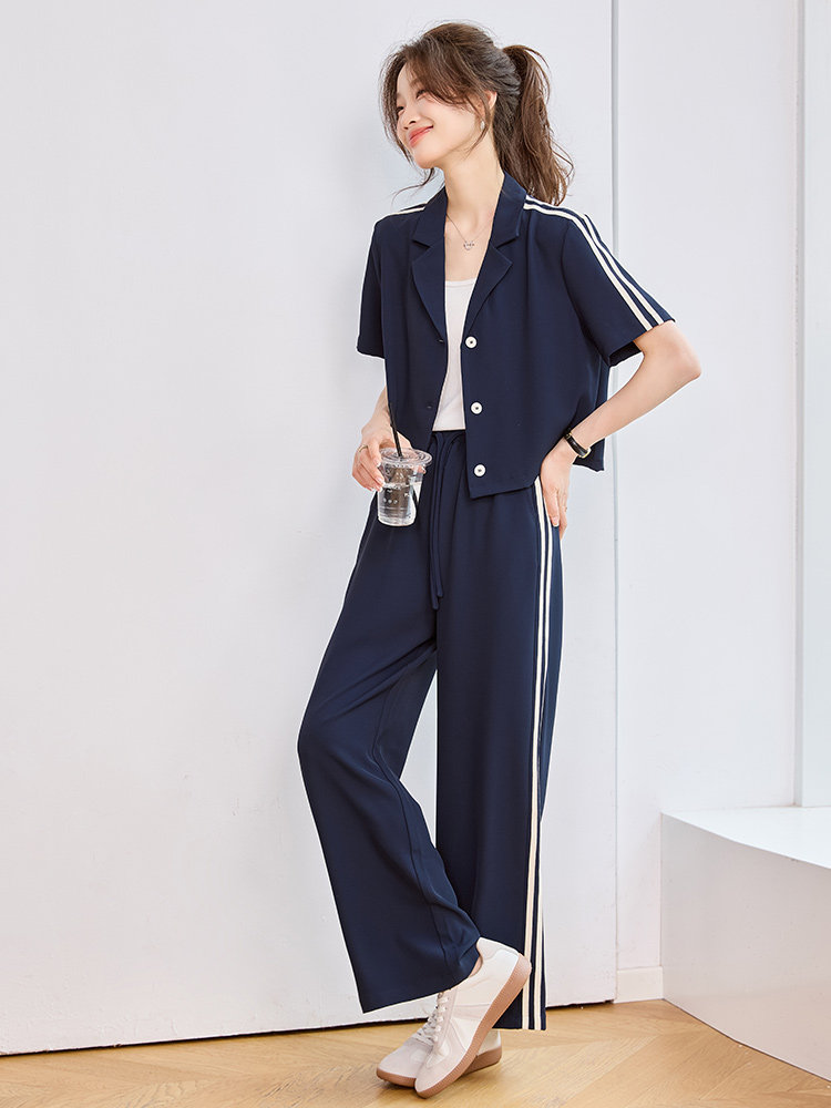 时尚套装女2025夏季新款设计感袖口撞色条纹上衣阔腿直筒裤两件套,女装套装/套裙,辉之琳