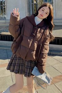 时尚保暖女士短款羽绒服 显瘦百搭冬季外套图片