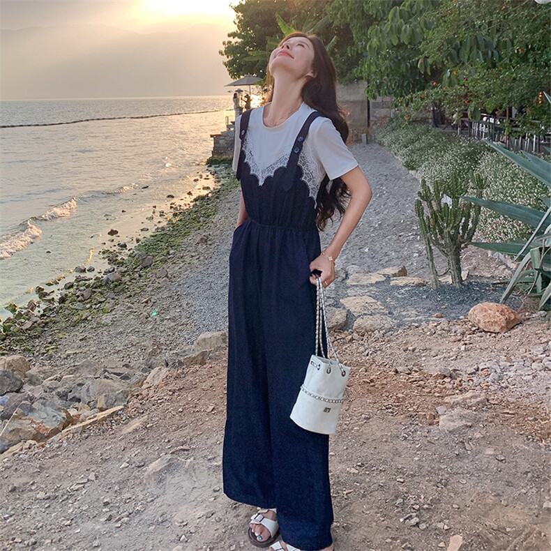 减龄T恤蕾丝拼接背带裤套装女夏2025新款慵懒风连衣裤流行高级感,女装连体裤,1D066-1