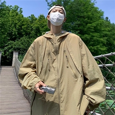 卡其色