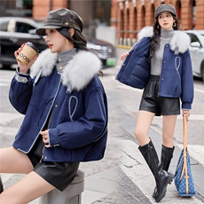 【bao款大货已出】2025冬装新款韩版牛仔拼接狐狸毛白鹅绒羽绒服，女装羽绒服，雅静靓衣