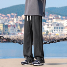 深灰色