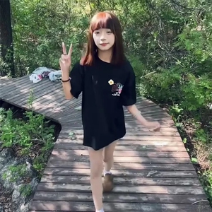 万针全刺绣工艺抖音得物高品质260克重磅纯棉双纱美式高街短袖T恤图片